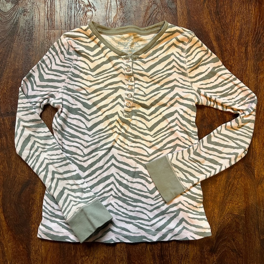 Girls top size large